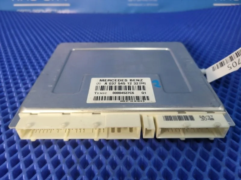 Блок управления подвеской Mercedes-Benz CLS-class