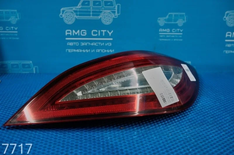 Фонарь задний задний правый Mercedes-Benz