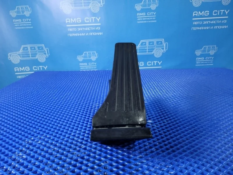 Педаль газа Mercedes-Benz C-class W204 М271860