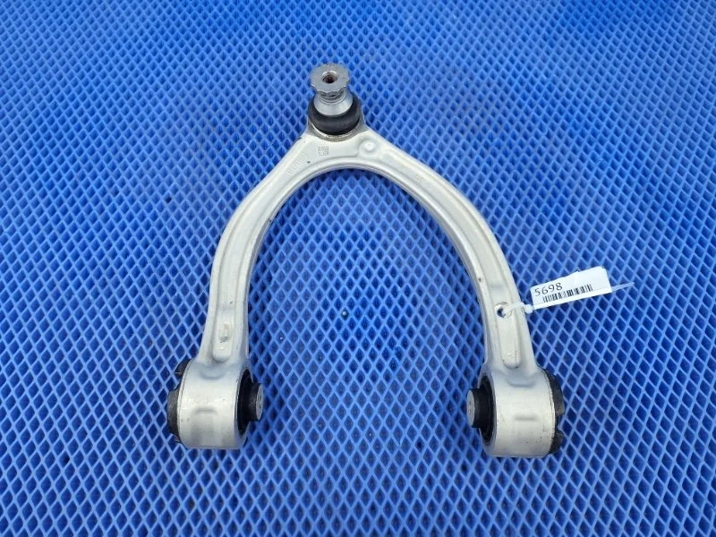 Рычаг передней подвески передний правый