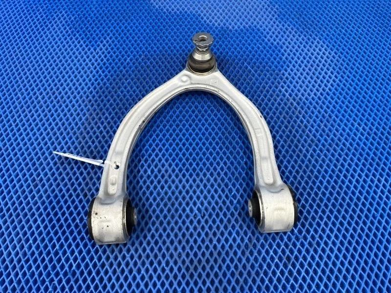 Рычаг передней подвески передний левый