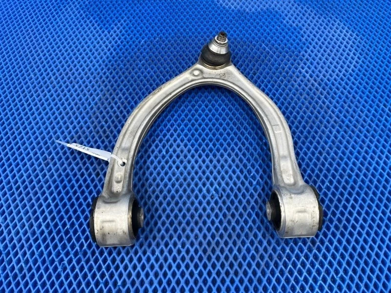 Рычаг передней подвески передний левый