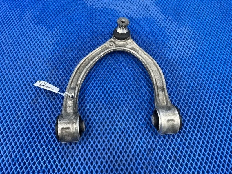 Рычаг передней подвески передний левый