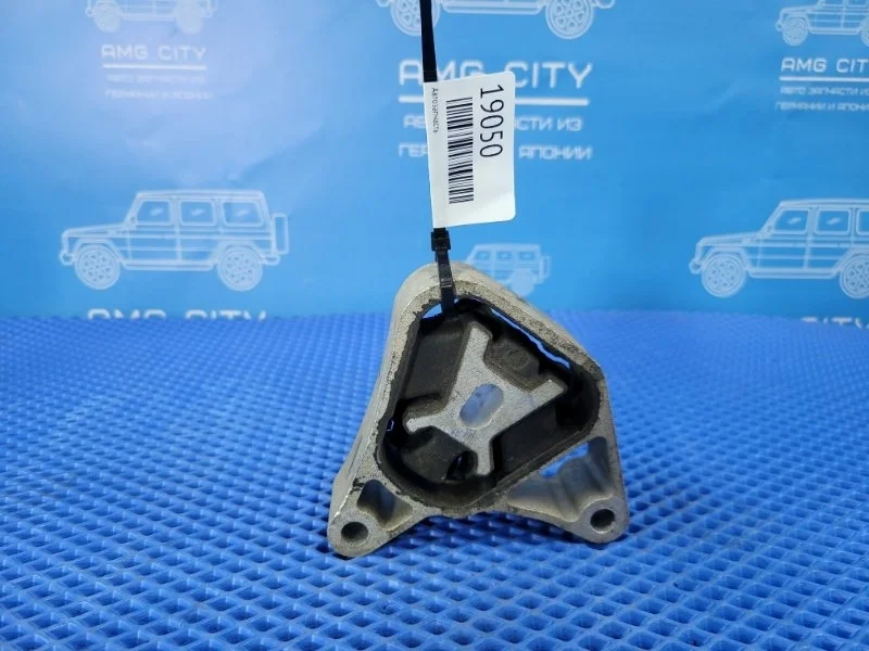 Подушка двигателя Mercedes-Benz B-class W246