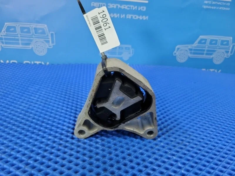 Подушка двигателя Mercedes-Benz B-class W246