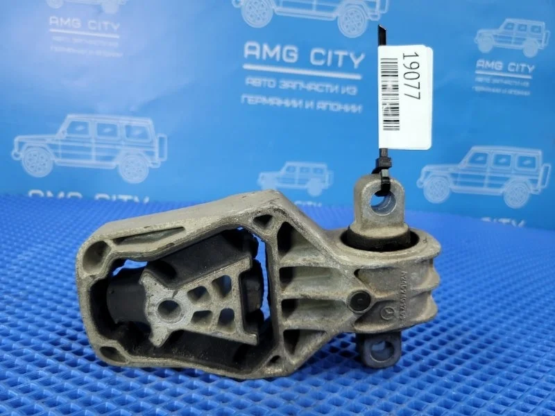 Подушка двигателя Mercedes-Benz A-class W176