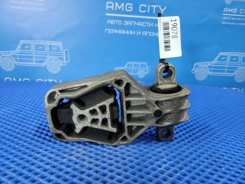 Подушка двигателя Mercedes-Benz A-class W176