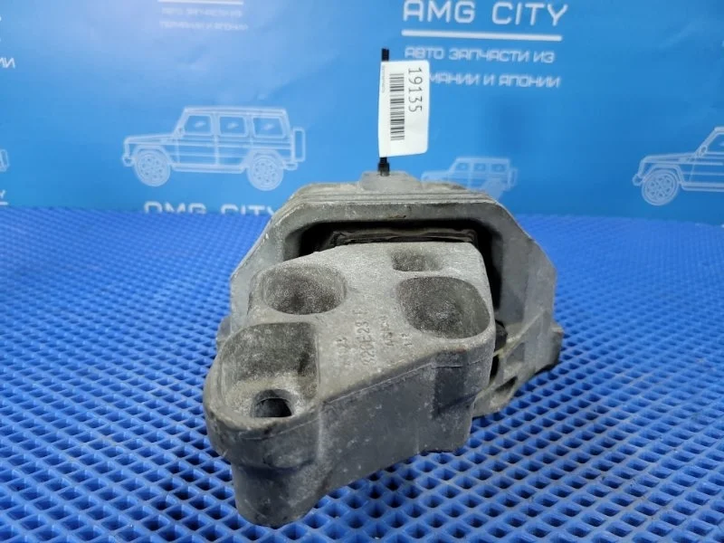 Подушка двигателя Mercedes-Benz B-class W246