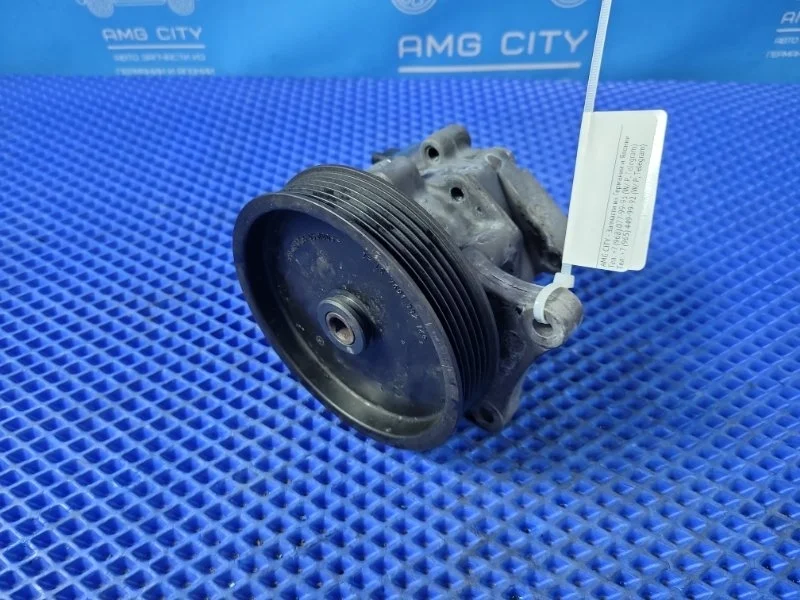 Насос гидроусилителя руля Mercedes-Benz C-class