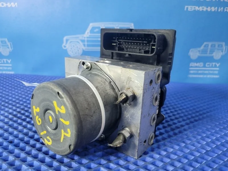Блок ABS Mercedes-Benz E-class W212 М276952 2013