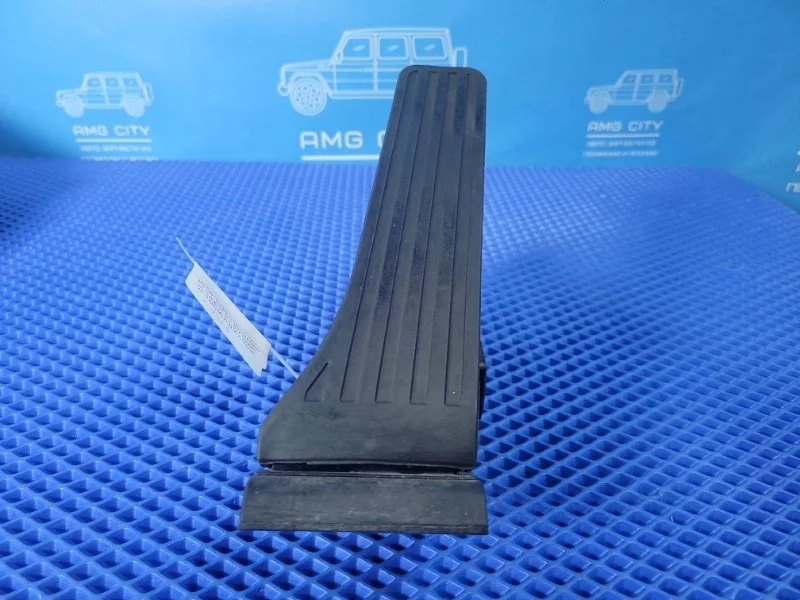 Педаль газа Mercedes-Benz C-class W204 М156985