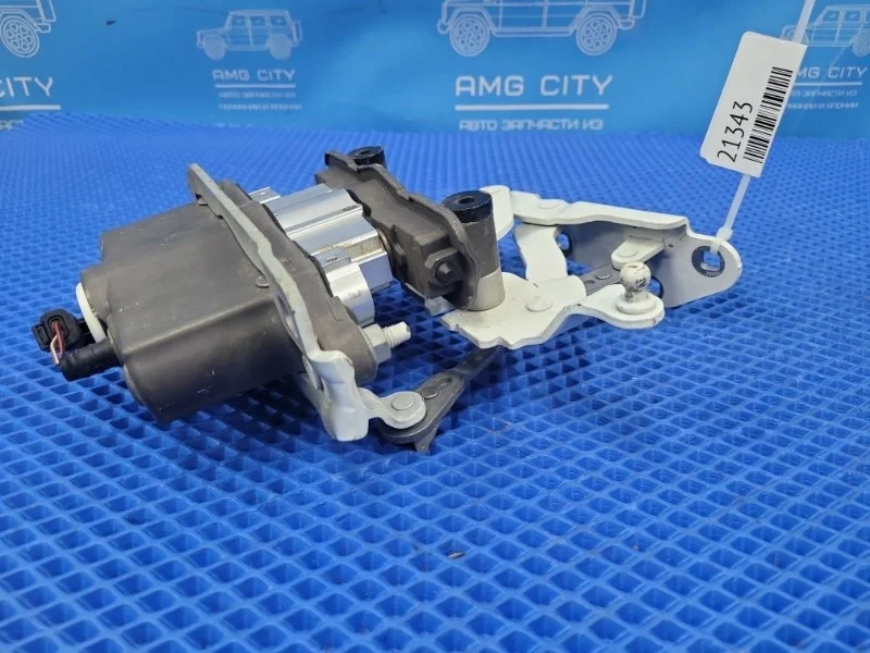 Петля капота правая Mercedes-Benz C-class W204