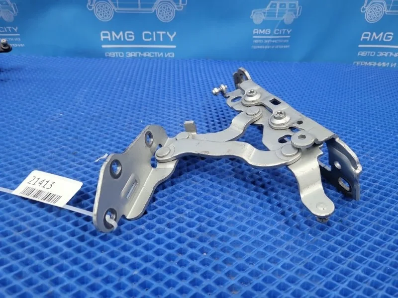 Петля капота правая Mercedes-Benz C-class W204