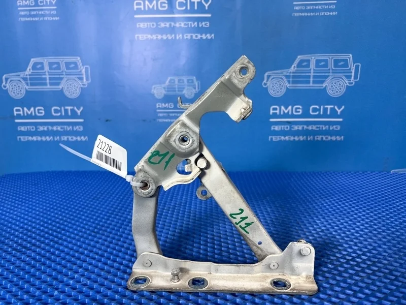 Петля капота правая Mercedes-Benz E-class W211