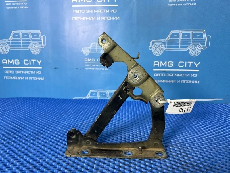 Петля капота левая Mercedes-Benz E-class W211