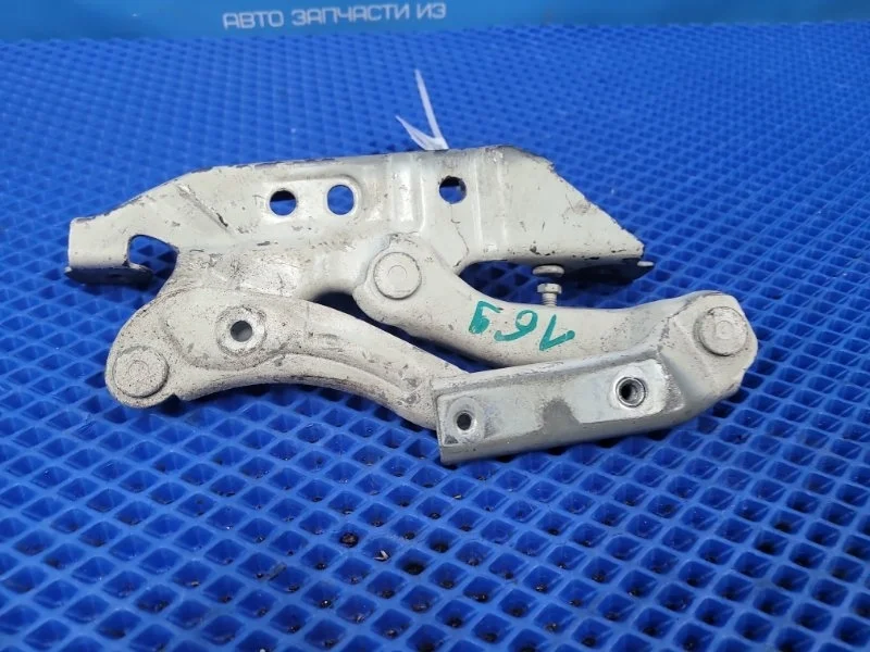 Петля капота передняя левая Mercedes-Benz A-class