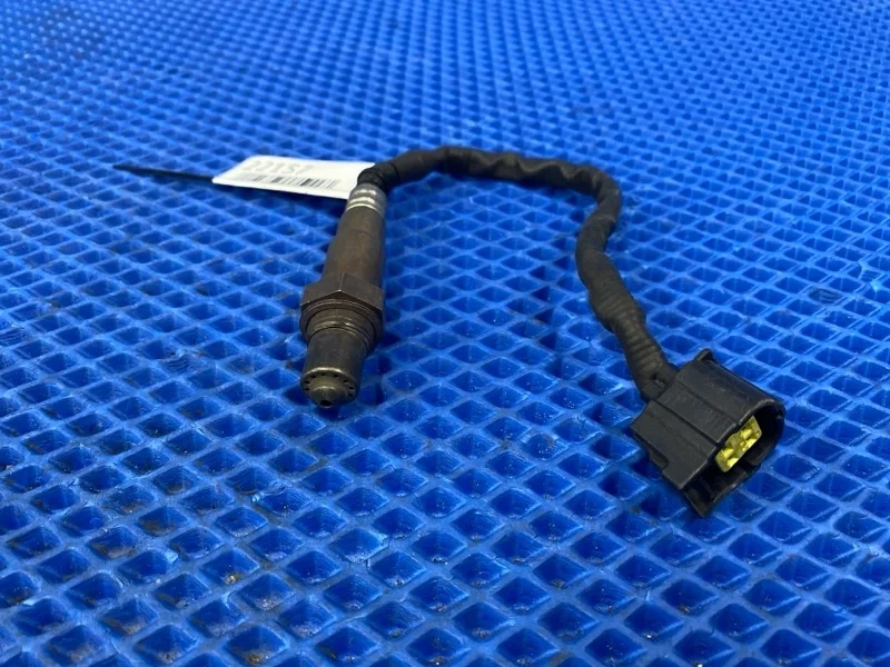 Датчик кислородный задний Mercedes-Benz E-class