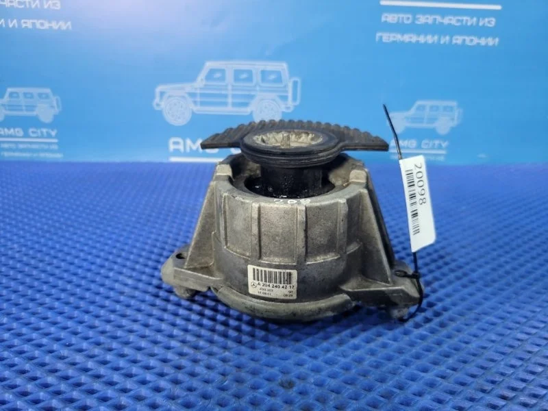 Опора двигателя Mercedes-Benz C-class W204 М271860