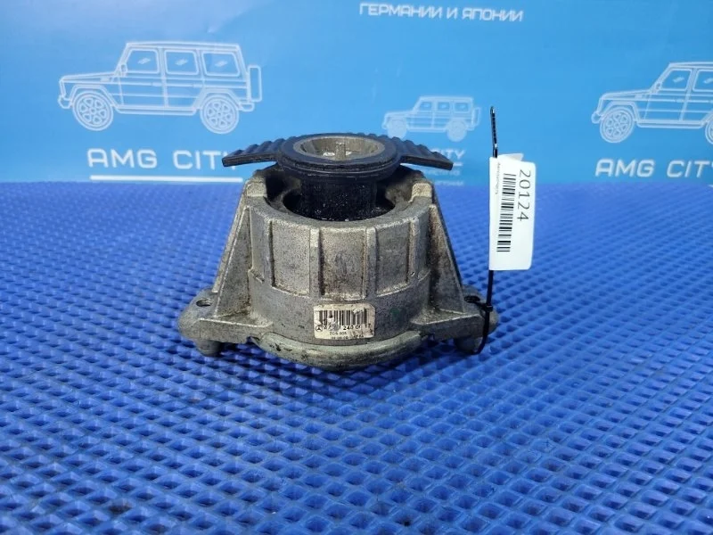 Опора двигателя Mercedes-Benz C-class W204 М271860