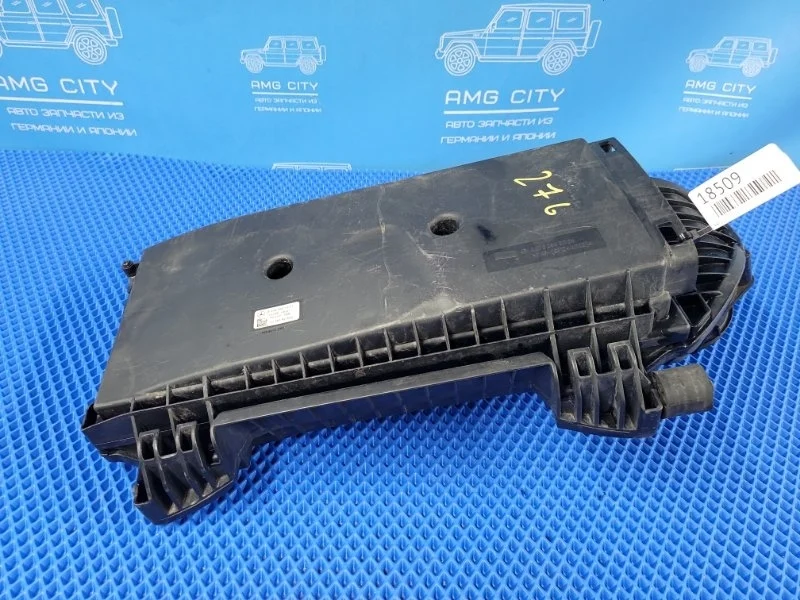 Корпус воздушного фильтра Mercedes-Benz E-class