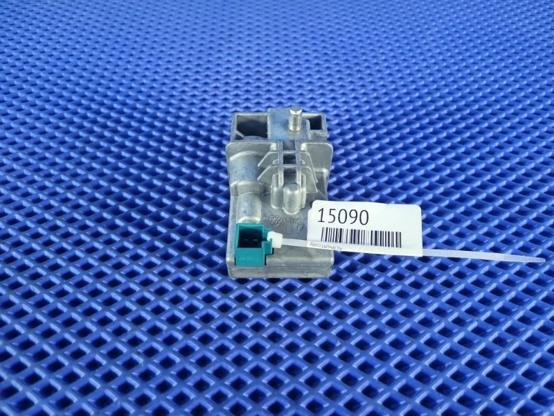 Блокиратор рулевой колонки Mercedes-Benz C-class