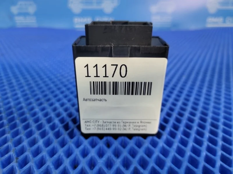 Реле обогрева заднее Mercedes-Benz Vito W638