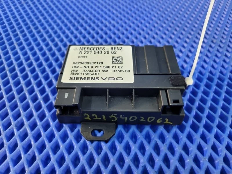 Блок управления топливным насосом Mercedes-Benz