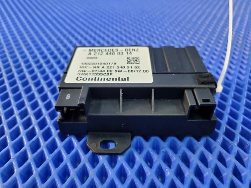 Блок управления топливным насосом Mercedes-Benz