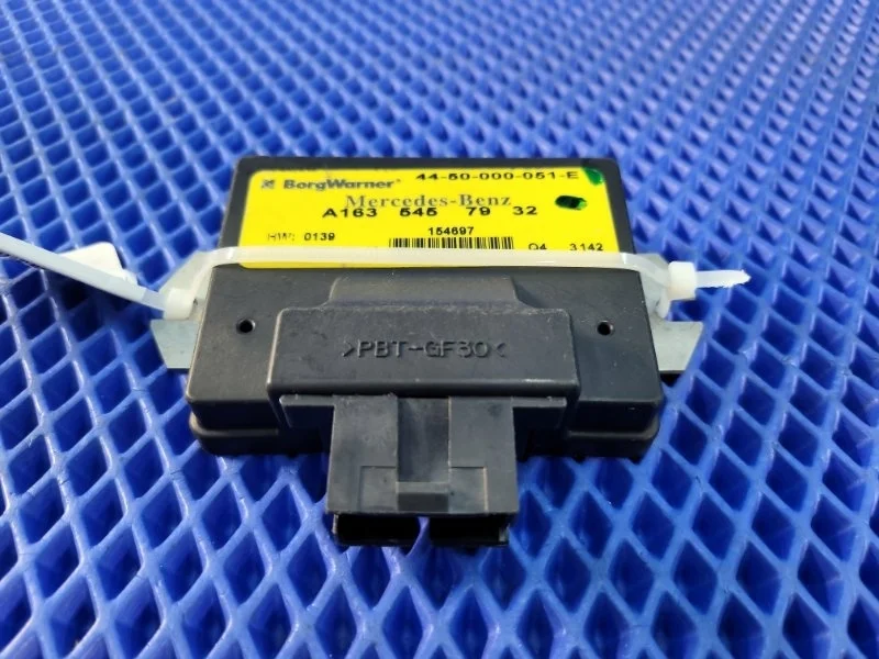 Блок управления раздаточной коробкой Mercedes-Benz