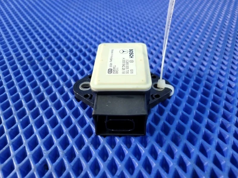 Датчик ускорения Mercedes-Benz E-class W212