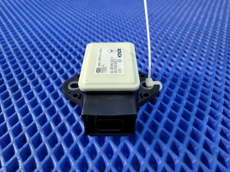 Датчик ускорения Mercedes-Benz E-class W212