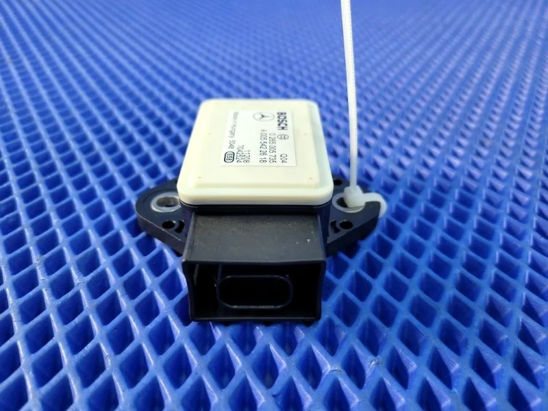 Датчик ускорения Mercedes-Benz E-class W212