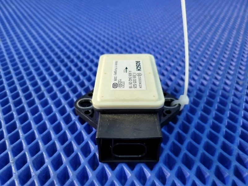 Датчик ускорения Mercedes-Benz Viano W639 M112952