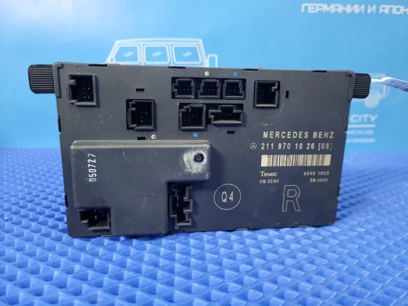 Блок управления дверьми передний правый