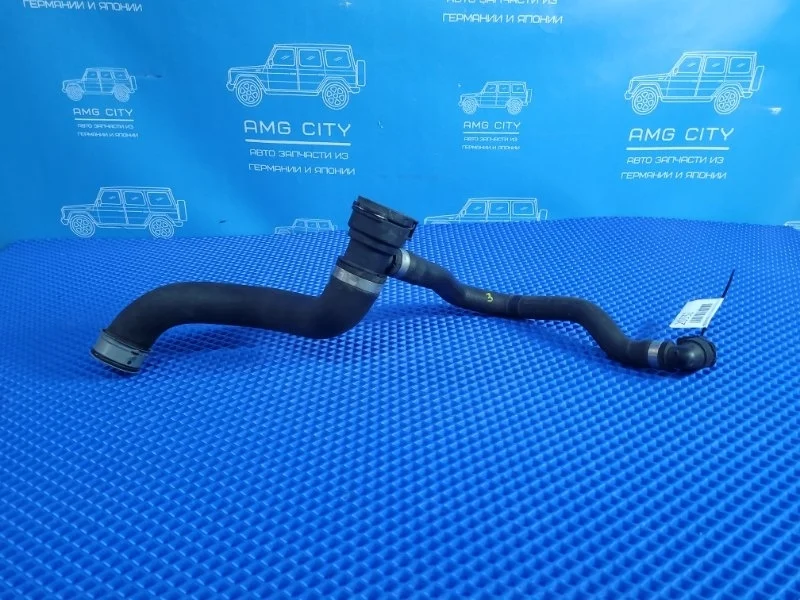 Патрубок системы охлаждения Mercedes-Benz C-class