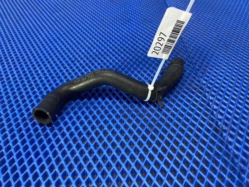 Патрубок системы охлаждения Mercedes-Benz B-class