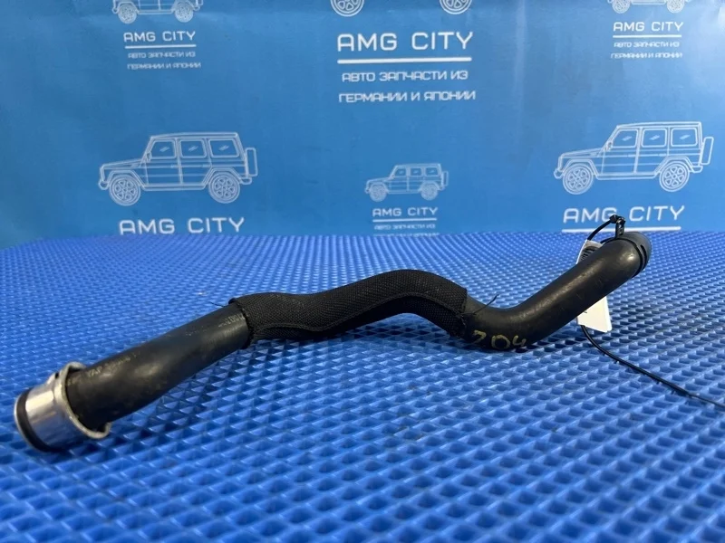 Патрубок системы охлаждения Mercedes-Benz C-class