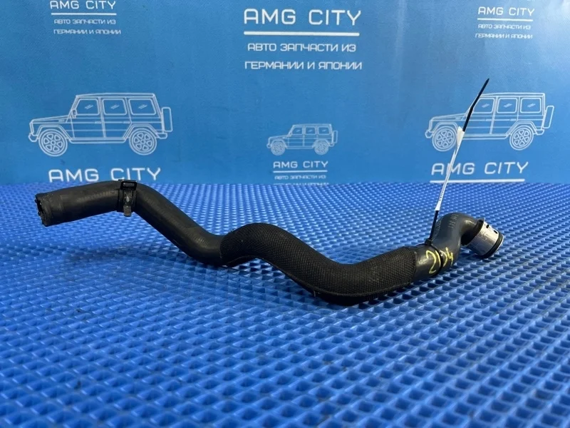 Патрубок системы охлаждения Mercedes-Benz C-class