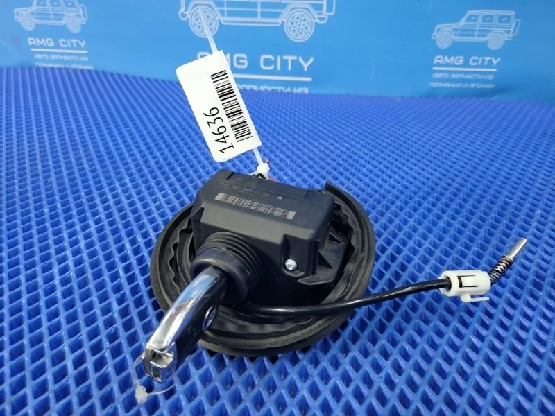 Замок зажигания Mercedes-Benz C-class W204 M271820