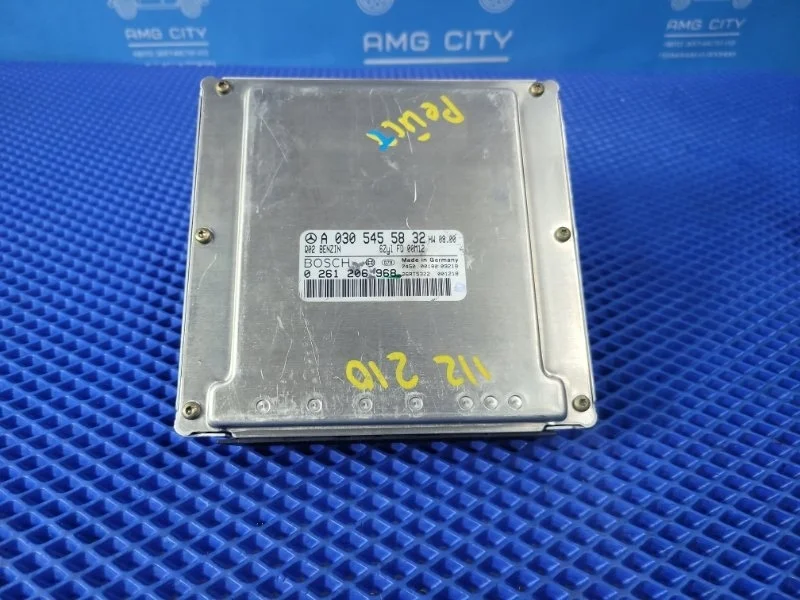 Блок управления двигателем Mercedes-Benz E-class