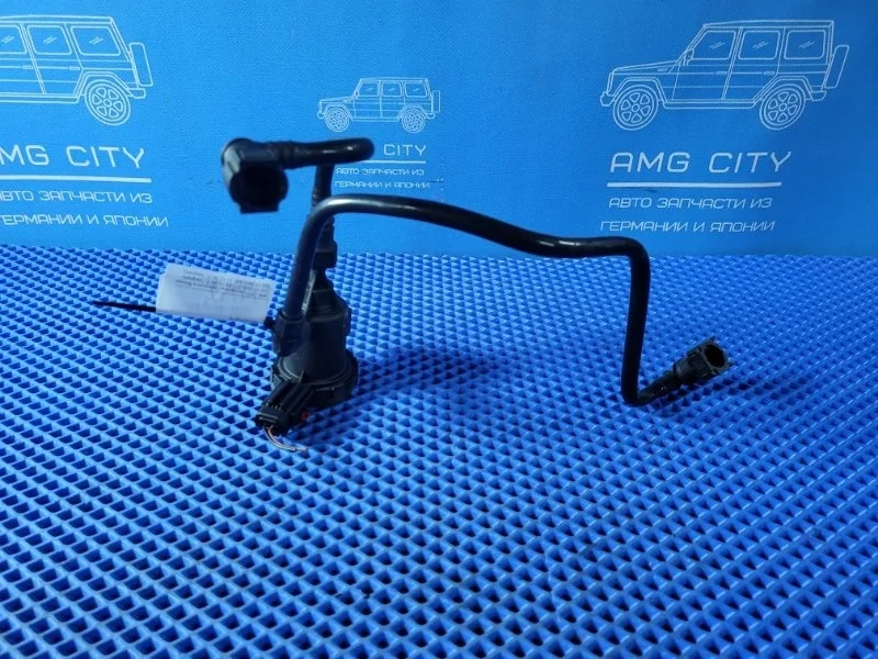 Клапан вентиляции картерных газов Mercedes-Benz