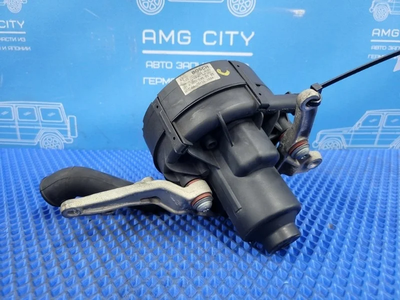 Насос продувки катализатора Mercedes-Benz E-class