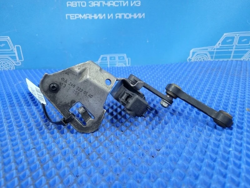 Датчик положения кузова задний Mercedes-Benz