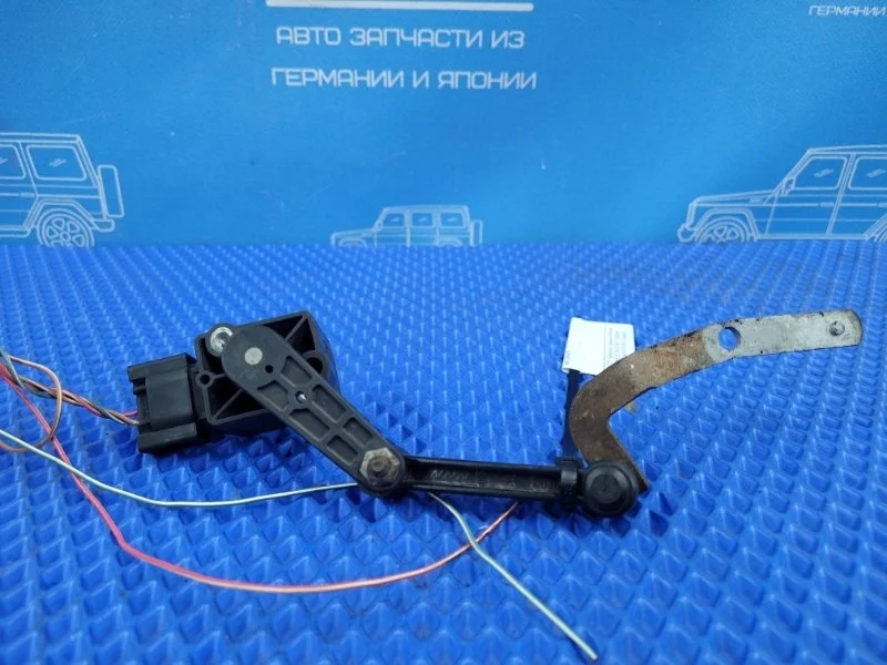 Датчик дорожного просвета Mercedes-Benz E-class