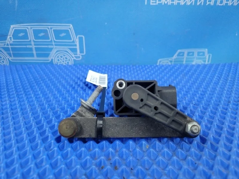 Датчик дорожного просвета Mercedes-Benz E-class