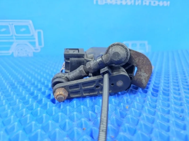 Датчик дорожного просвета Mercedes-Benz E-class