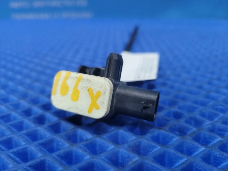 Датчик ускорения Mercedes-Benz GL-class X166