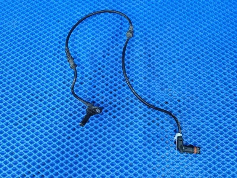 Датчик ABS передний левый Mercedes-Benz E-class