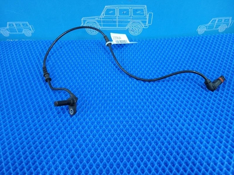 Датчик ABS передний правый Mercedes-Benz E-class