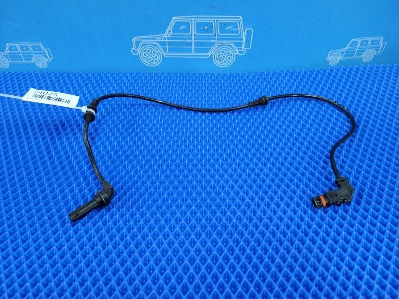 Датчик ABS передний левый Mercedes-Benz E-class